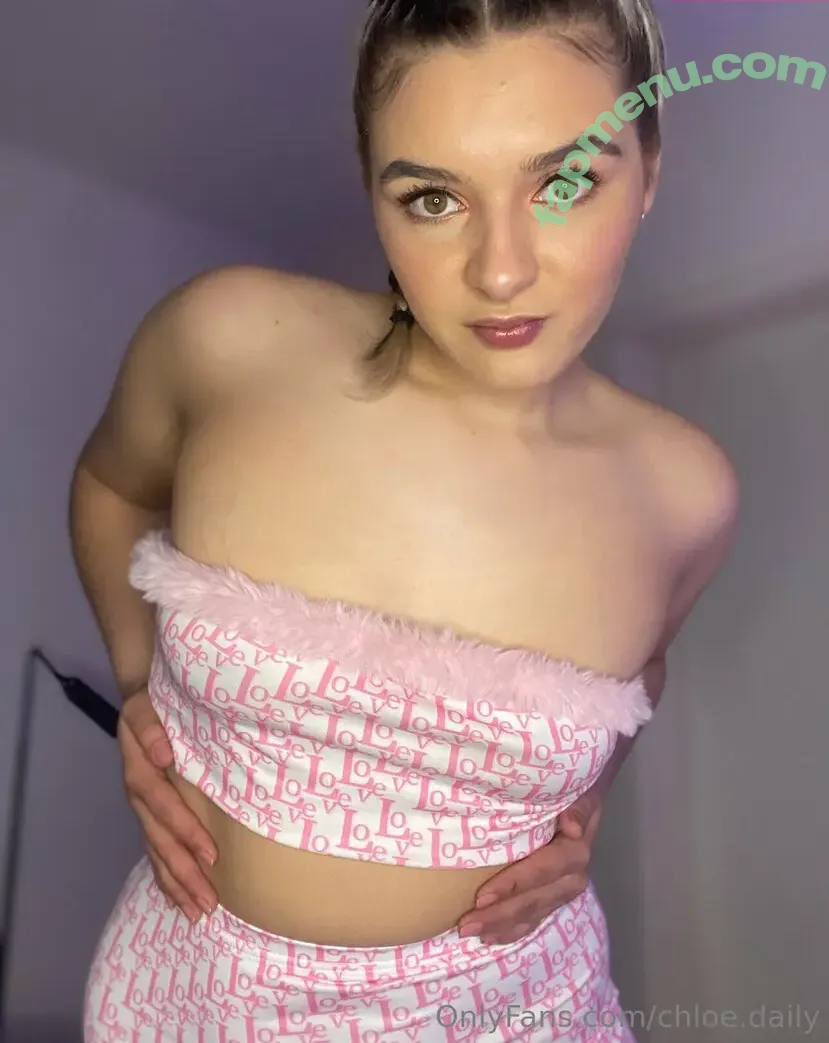 chloe.daily nude photo #0023 (chloe.daily)