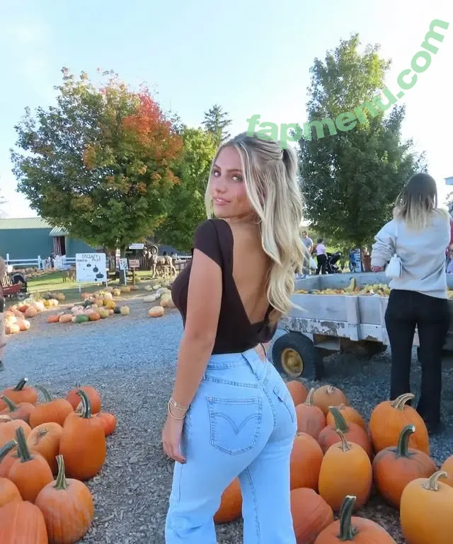 Chloe Dinello nude photo #0011 (chloe_dinello / urfav_italian08)