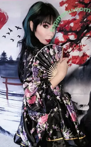 Chloe Drinkwater / AllThingsSkarlett / Skarlett Riot Singer / skarlett_sr nude photo #0020