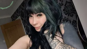 Chloe Drinkwater / AllThingsSkarlett / Skarlett Riot Singer / skarlett_sr nude photo #0052