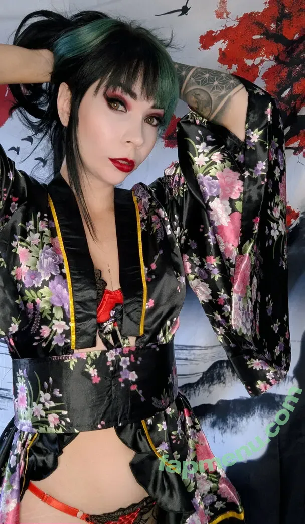 Chloe Drinkwater nude photo #0012 (AllThingsSkarlett / Skarlett Riot Singer / skarlett_sr)