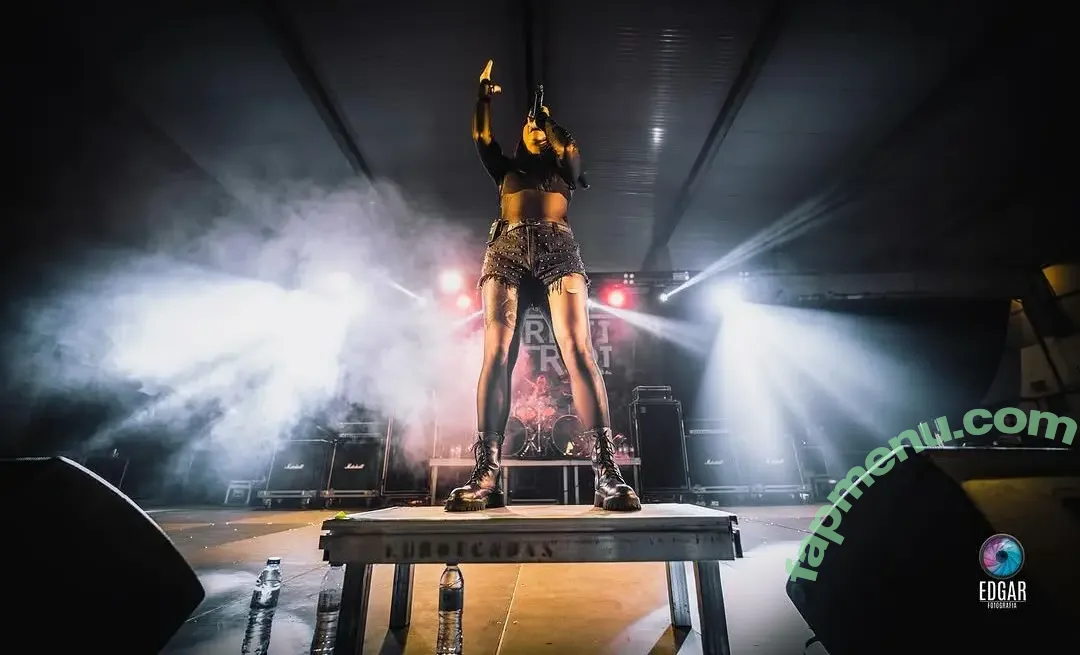 Chloe Drinkwater nude photo #0025 (AllThingsSkarlett / Skarlett Riot Singer / skarlett_sr)