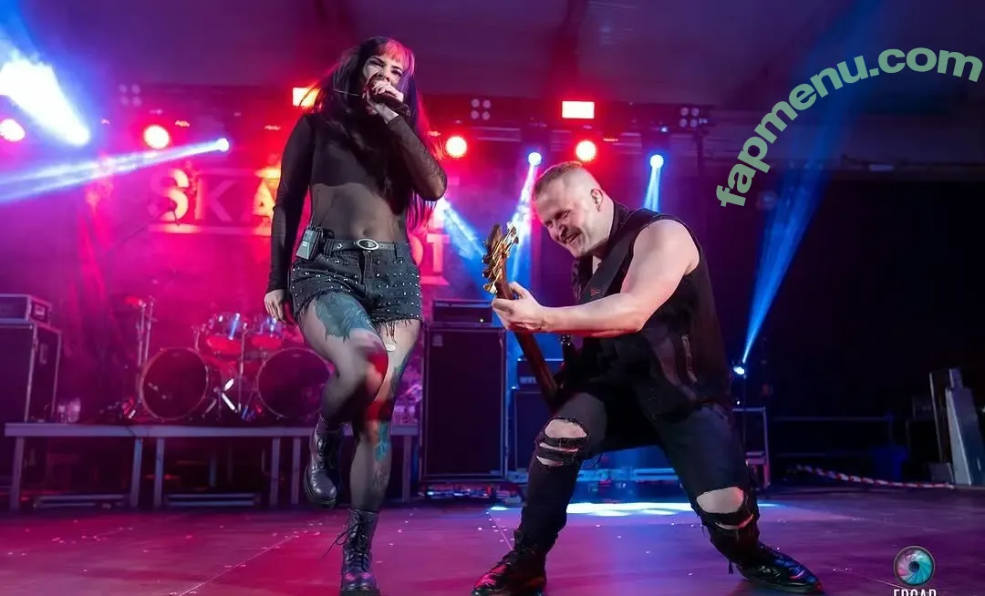 Chloe Drinkwater nude photo #0027 (AllThingsSkarlett / Skarlett Riot Singer / skarlett_sr)