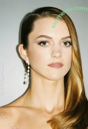 Chloe East / Chloeeast nude photo #0318