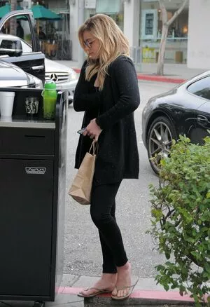 Chloe Grace Moretz / ChloeGMoretz nude photo #0364