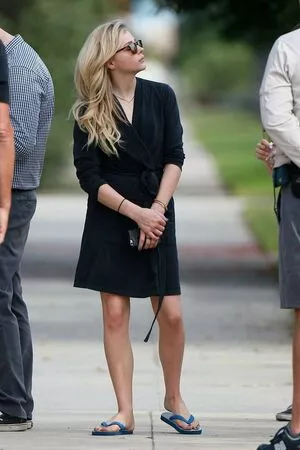 Chloe Grace Moretz / ChloeGMoretz nude photo #0384