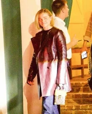 Chloe Grace Moretz / ChloeGMoretz nude photo #0414