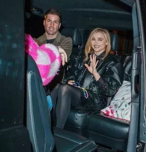 Chloe Grace Moretz / ChloeGMoretz nude photo #0450