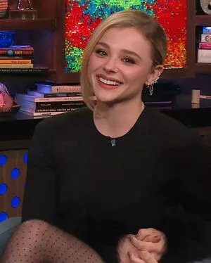 Chloe Grace Moretz / ChloeGMoretz nude photo #0453