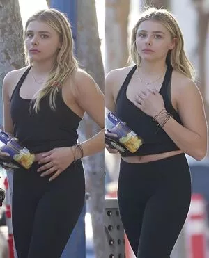 Chloe Grace Moretz / ChloeGMoretz nude photo #0857