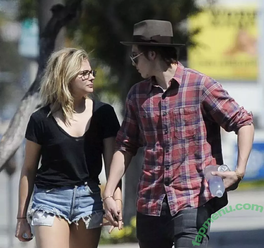 Chloe Grace Moretz nude photo #0022 (ChloeGMoretz)