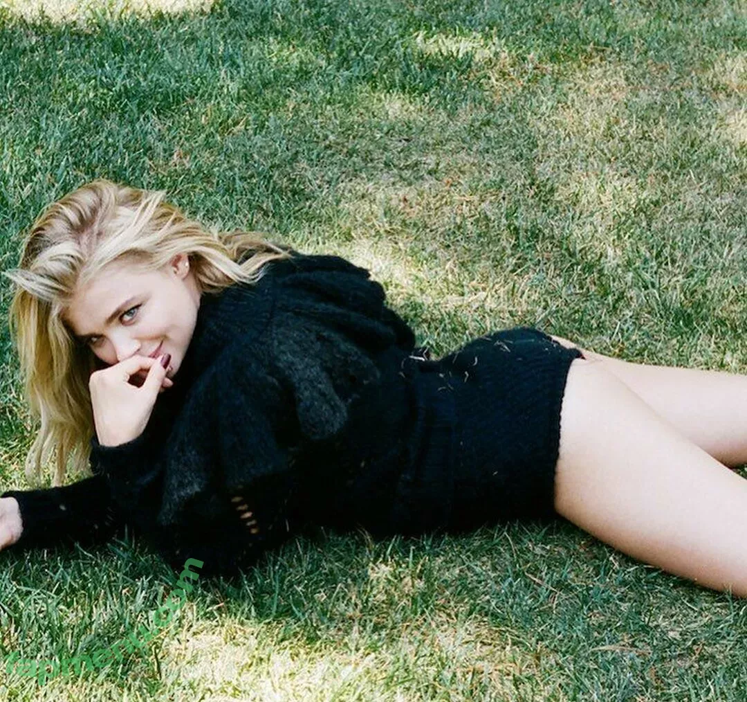 Chloe Grace Moretz nude photo #0080 (ChloeGMoretz)