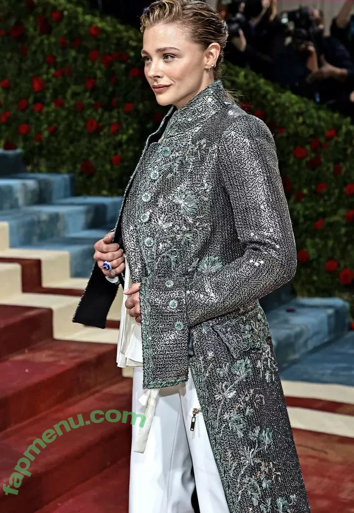 Chloe Grace Moretz nude photo #0148 (ChloeGMoretz)