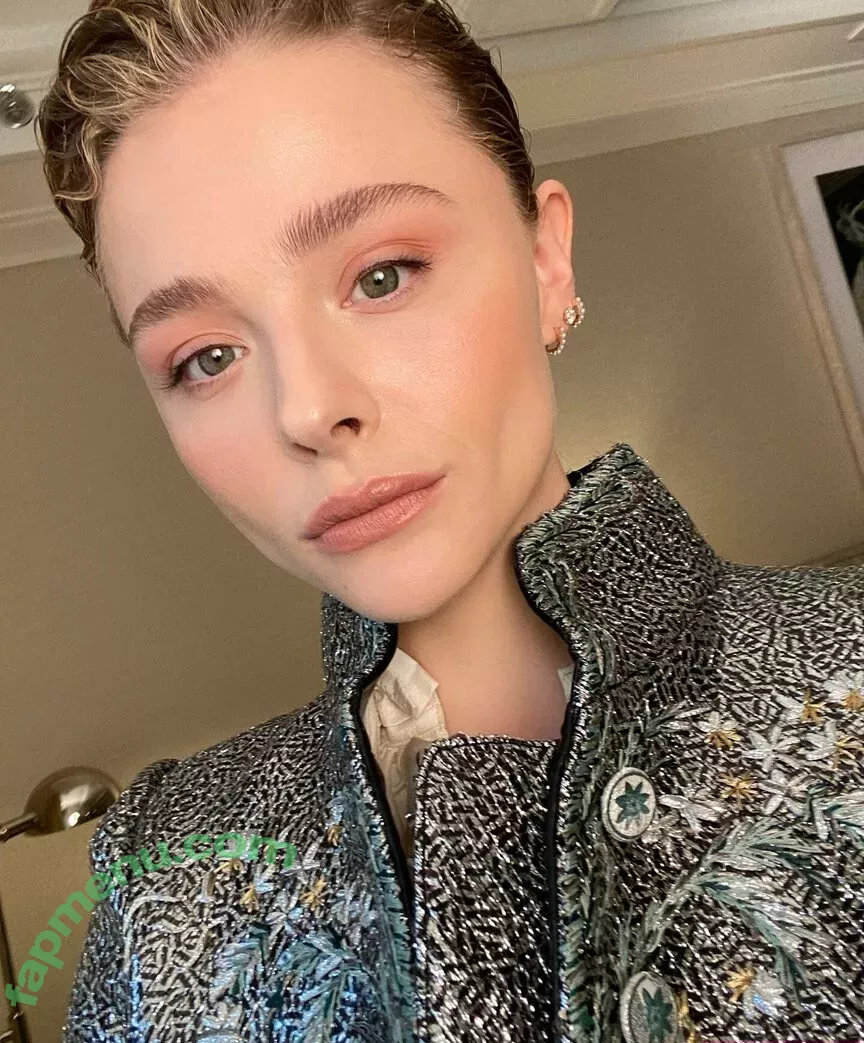 Chloe Grace Moretz nude photo #0160 (ChloeGMoretz)