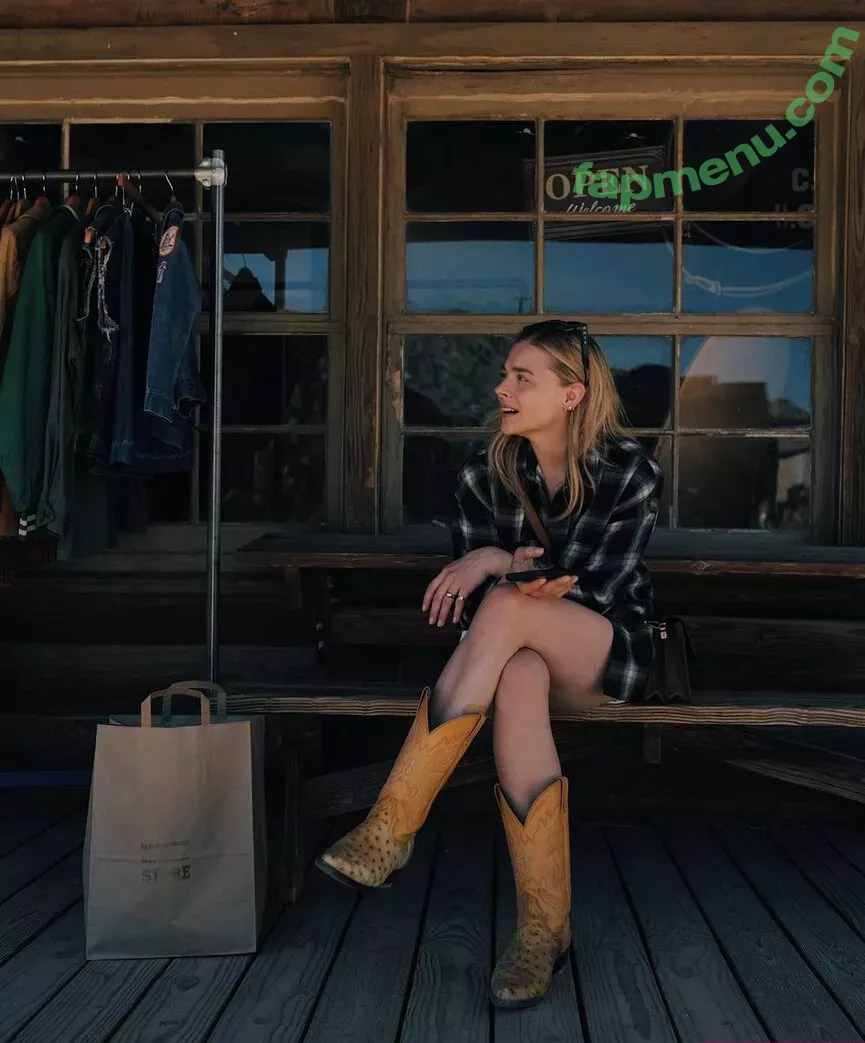 Chloe Grace Moretz nude photo #0197 (ChloeGMoretz)