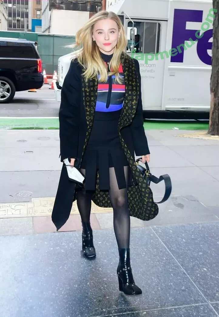 Chloe Grace Moretz nude photo #0253 (ChloeGMoretz)