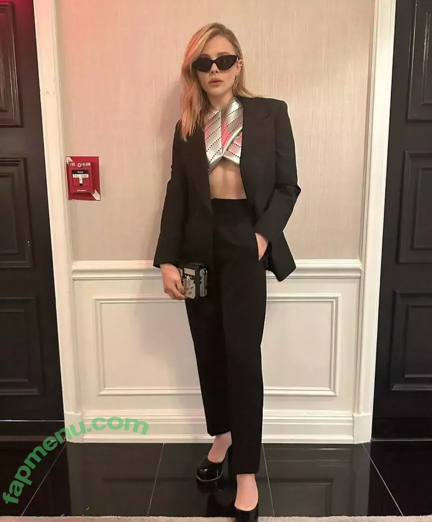Chloe Grace Moretz nude photo #0301 (ChloeGMoretz)