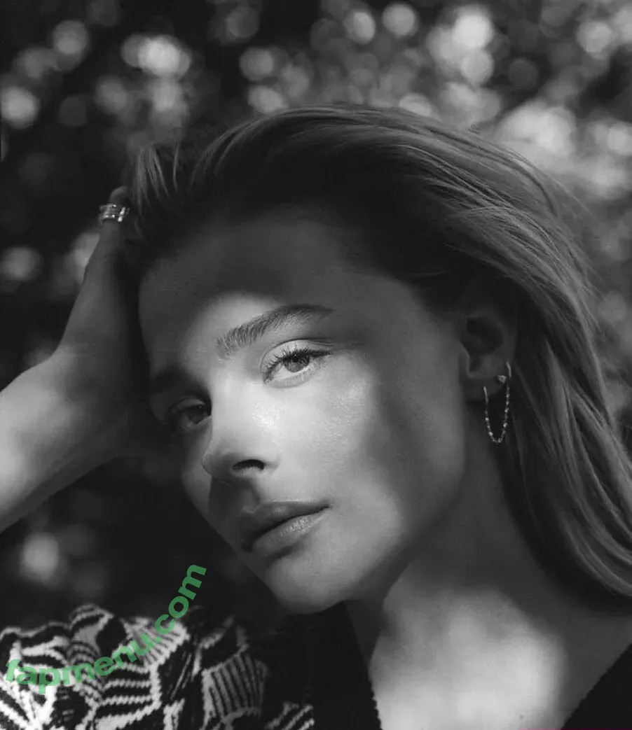 Chloe Grace Moretz nude photo #0327 (ChloeGMoretz)