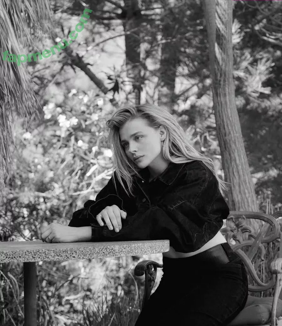 Chloe Grace Moretz nude photo #0328 (ChloeGMoretz)