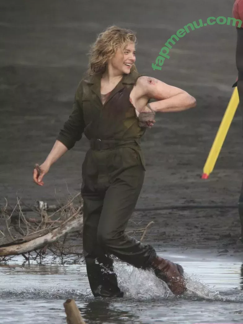 Chloe Grace Moretz nude photo #0402 (ChloeGMoretz)