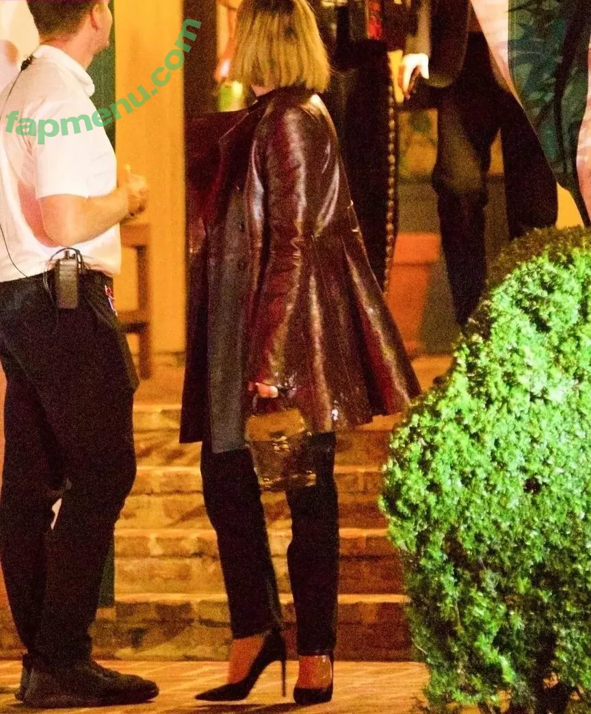 Chloe Grace Moretz nude photo #0412 (ChloeGMoretz)