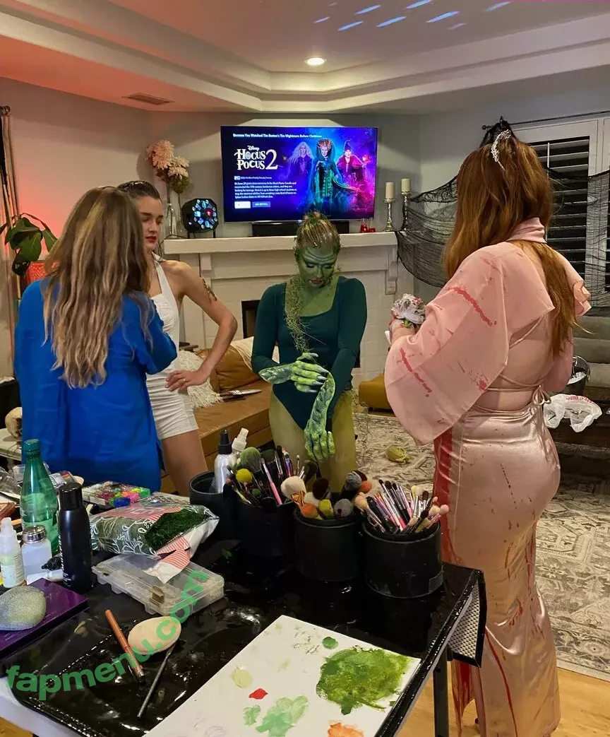 Chloe Grace Moretz nude photo #0451 (ChloeGMoretz)