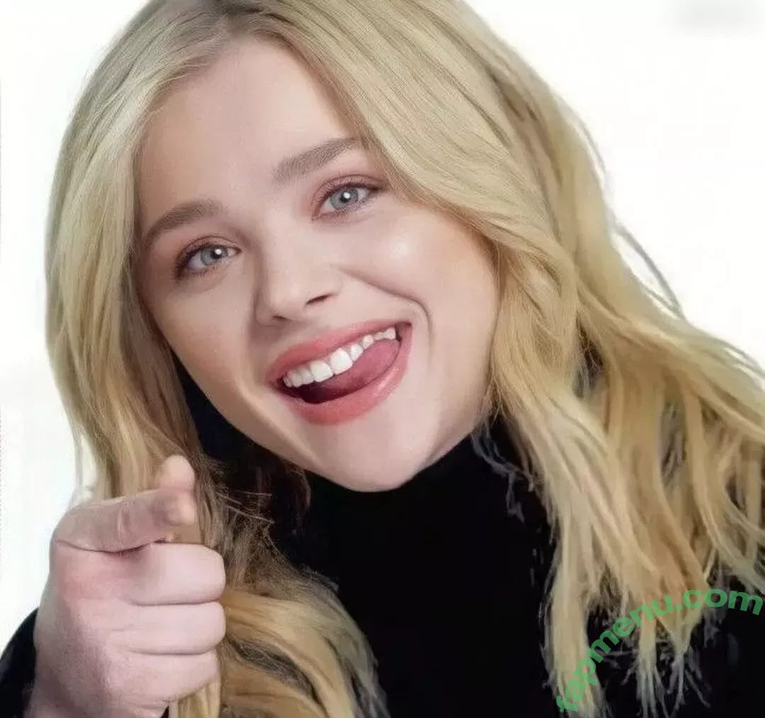 Chloe Grace Moretz nude photo #0570 (ChloeGMoretz)