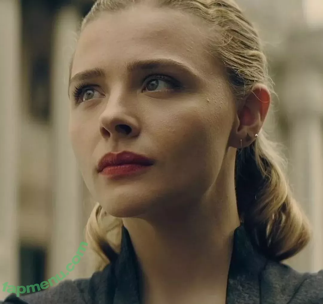 Chloe Grace Moretz nude photo #0581 (ChloeGMoretz)