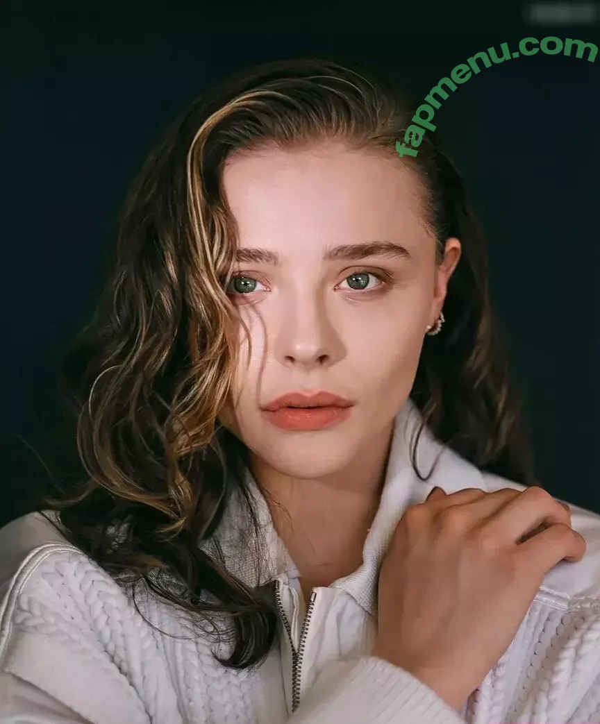 Chloe Grace Moretz nude photo #0610 (ChloeGMoretz)