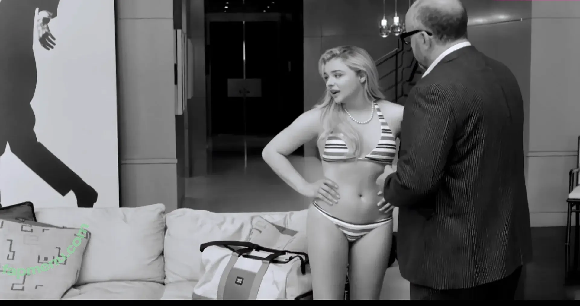 Chloe Grace Moretz nude photo #0953 (ChloeGMoretz)