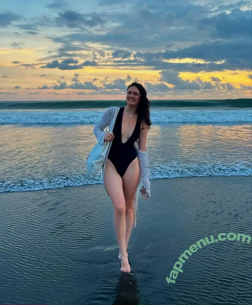 Chloe Karr nude photo #0012 (chloekarr)