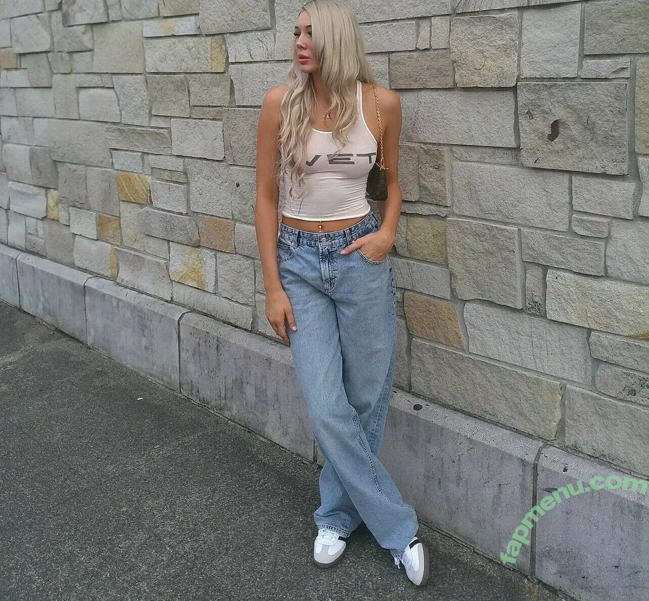 Chloe Kitts nude photo #0020 (chloe.kitts)