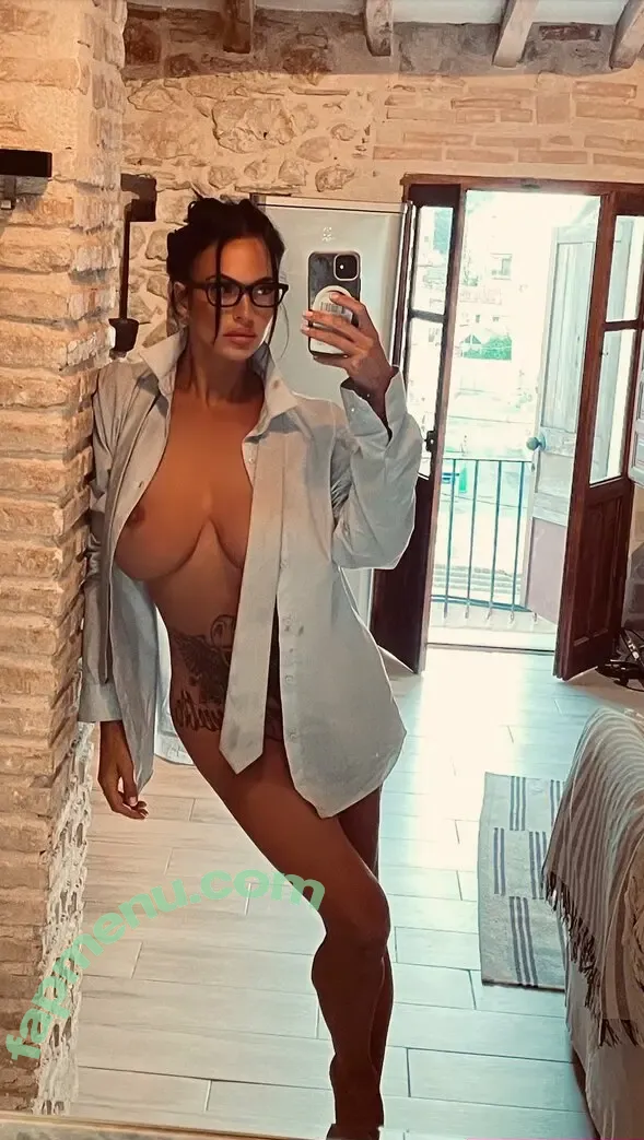 Chloe Lopezz nude photo #0019 (chloejadelopez / itschloelopezz / itsmechloelopez)
