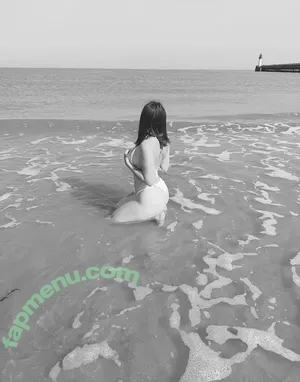 Chloe.louette2 nude photo #0001