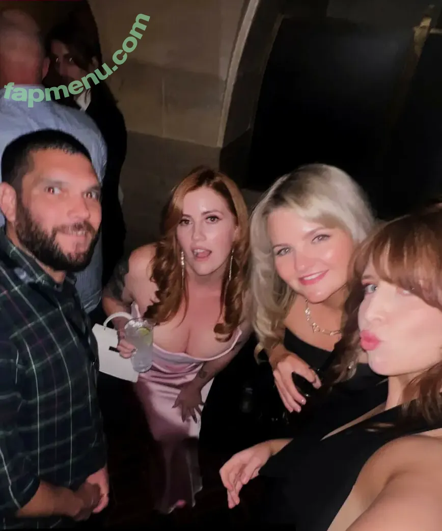 Chloe Maddren nude photo #0304 (chloe_maddren / chloemaddren)