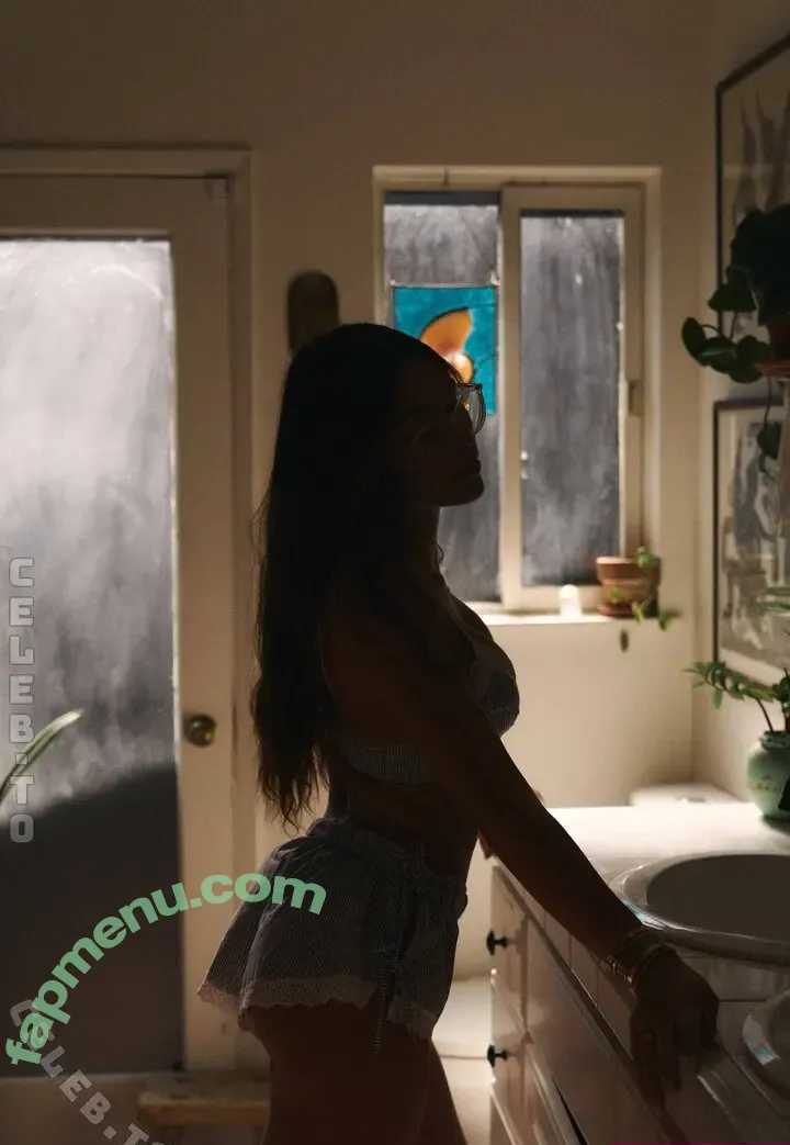 chloe.parker nude photo #0020 (ChloeParkerr / bunnybunny924 / chloe.parkerrrr)