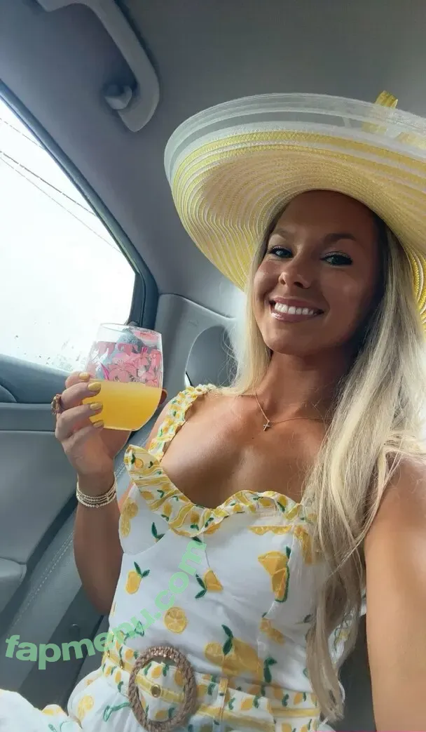 Chloe Rigdon nude photo #0013 (chloerigdon)