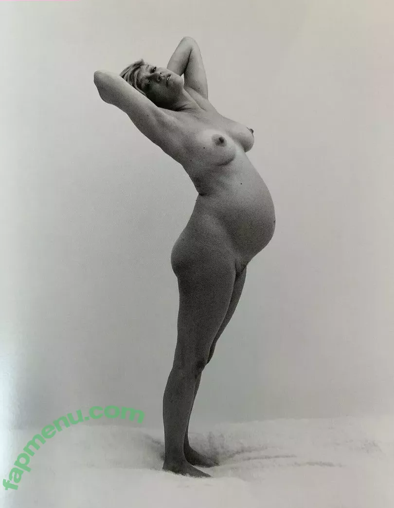 Chloe Sevigny nude photo #0003 (chloessevigny)