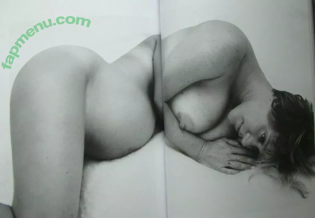 Chloe Sevigny nude photo #0006 (chloessevigny)