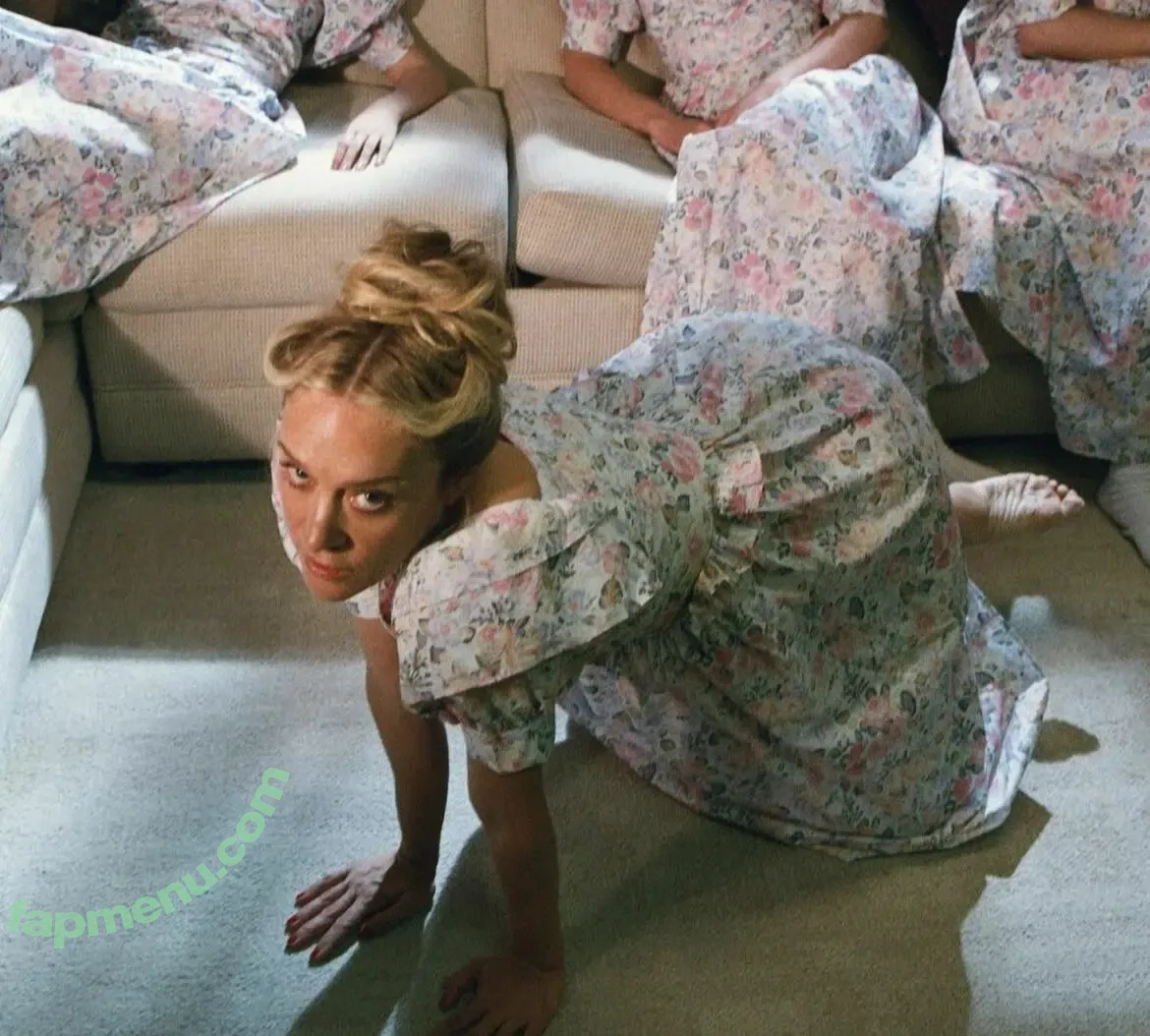 Chloe Sevigny nude photo #0269 (chloessevigny / officialchloes)