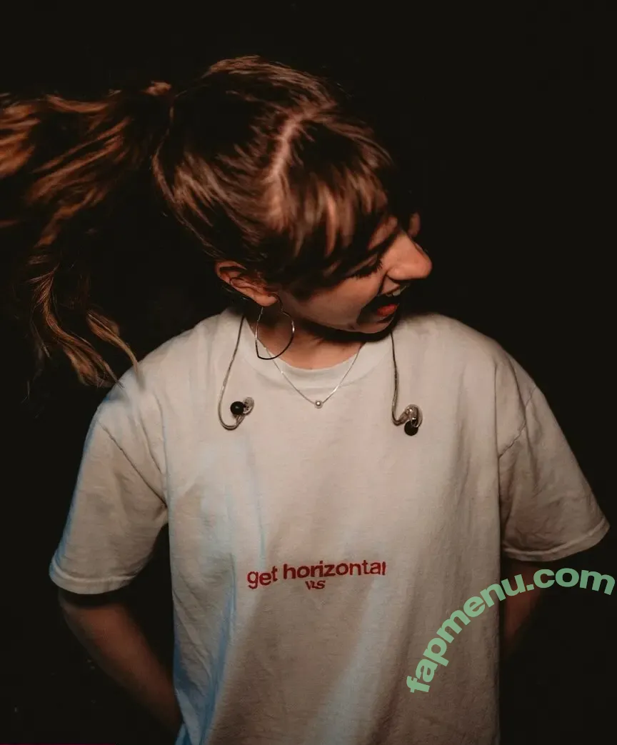 Chloe Slater nude photo #0037 (Indie Musician / chloeslater333)