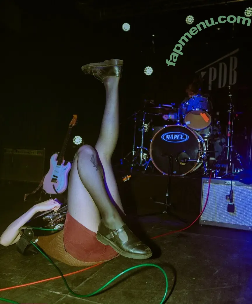 Chloe Slater nude photo #0044 (Indie Musician / chloeslater333)