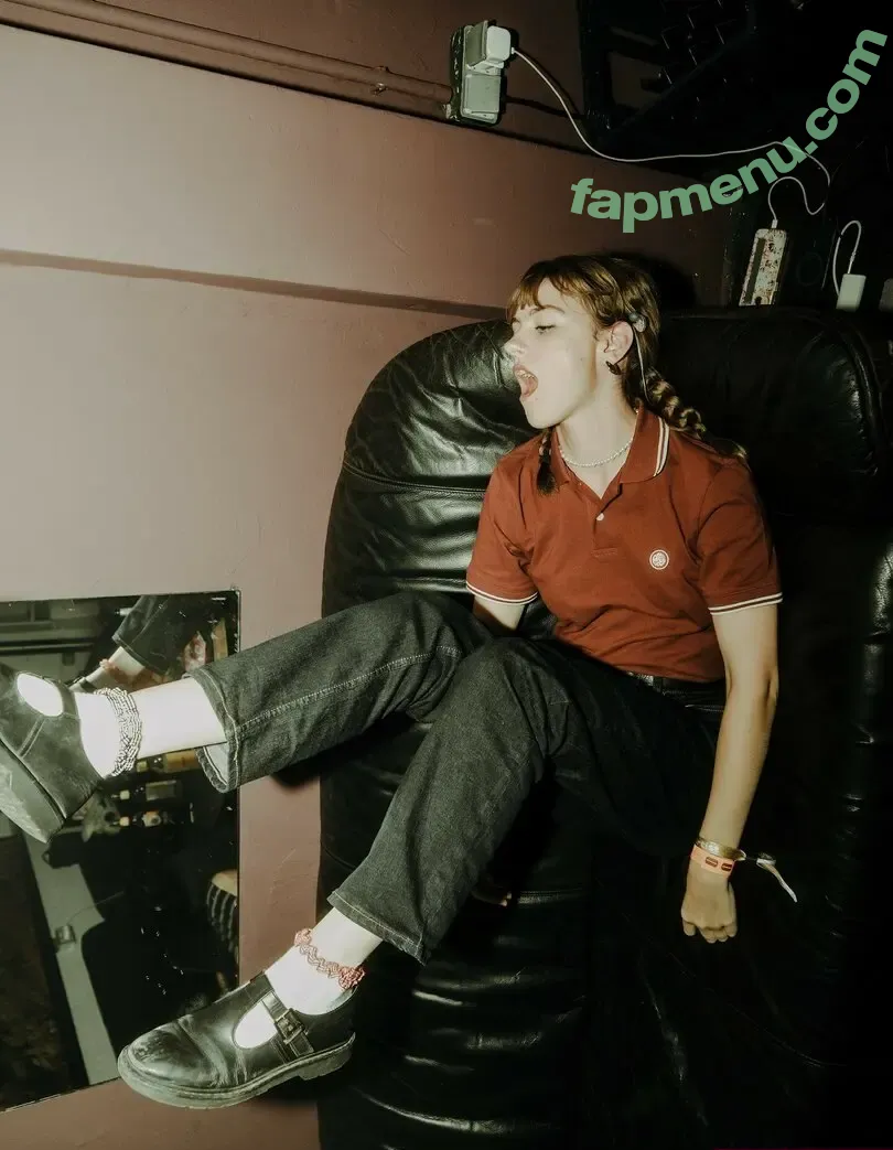 Chloe Slater nude photo #0061 (Indie Musician / chloeslater333)