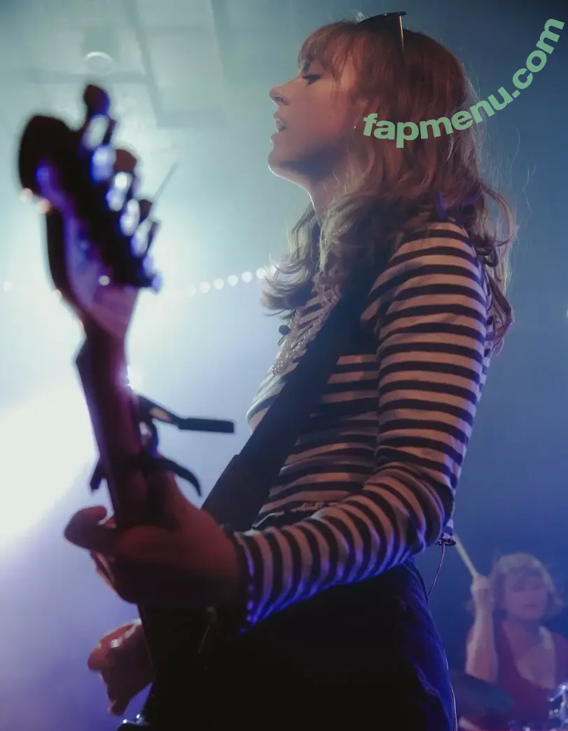 Chloe Slater nude photo #0062 (Indie Musician / chloeslater333)