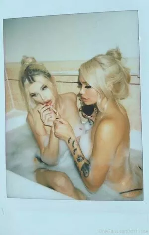 Chloe Spenceee / Ch111oe / chloexhalle nude photo #0008