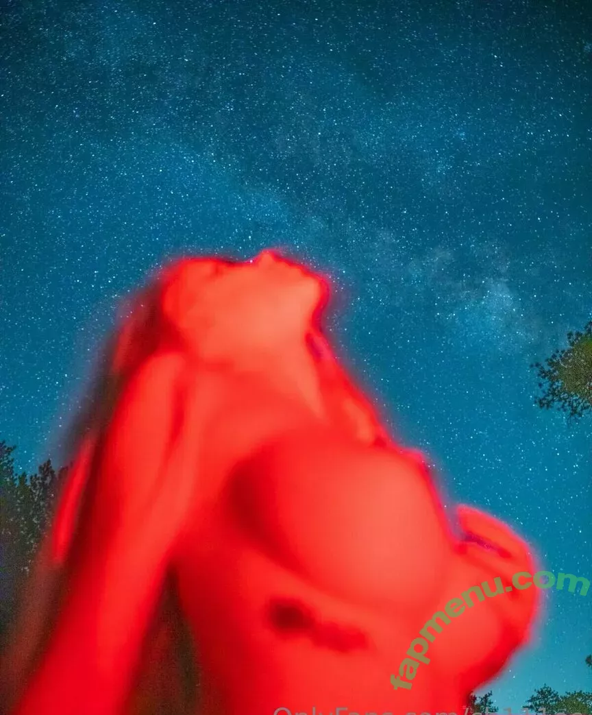 Chloe Spenceee nude photo #0105 (Ch111oe / chloexhalle)