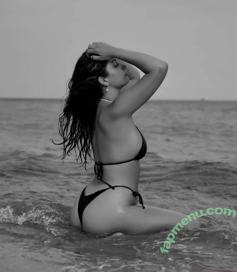 Chloe Spiller nude photo #0006 (chloe.spiller / taylaspiller1)