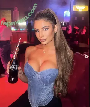 Chloe Streatfield / ChloeCrystal1 / chloestreatfield nude photo #0097