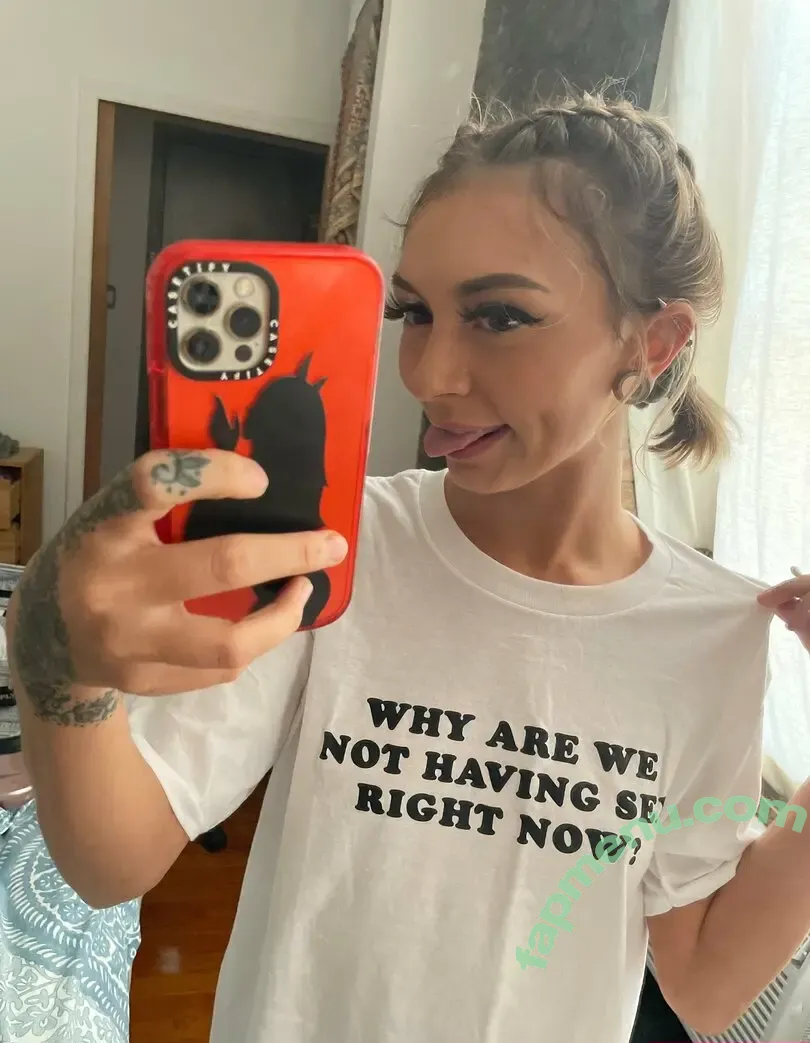 Chloe Temple nude photo #1187 (Conservatives / chloe_temple / senorita_satan)