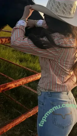 Chloe Trujillo / chlothecowgirl nude photo #0042